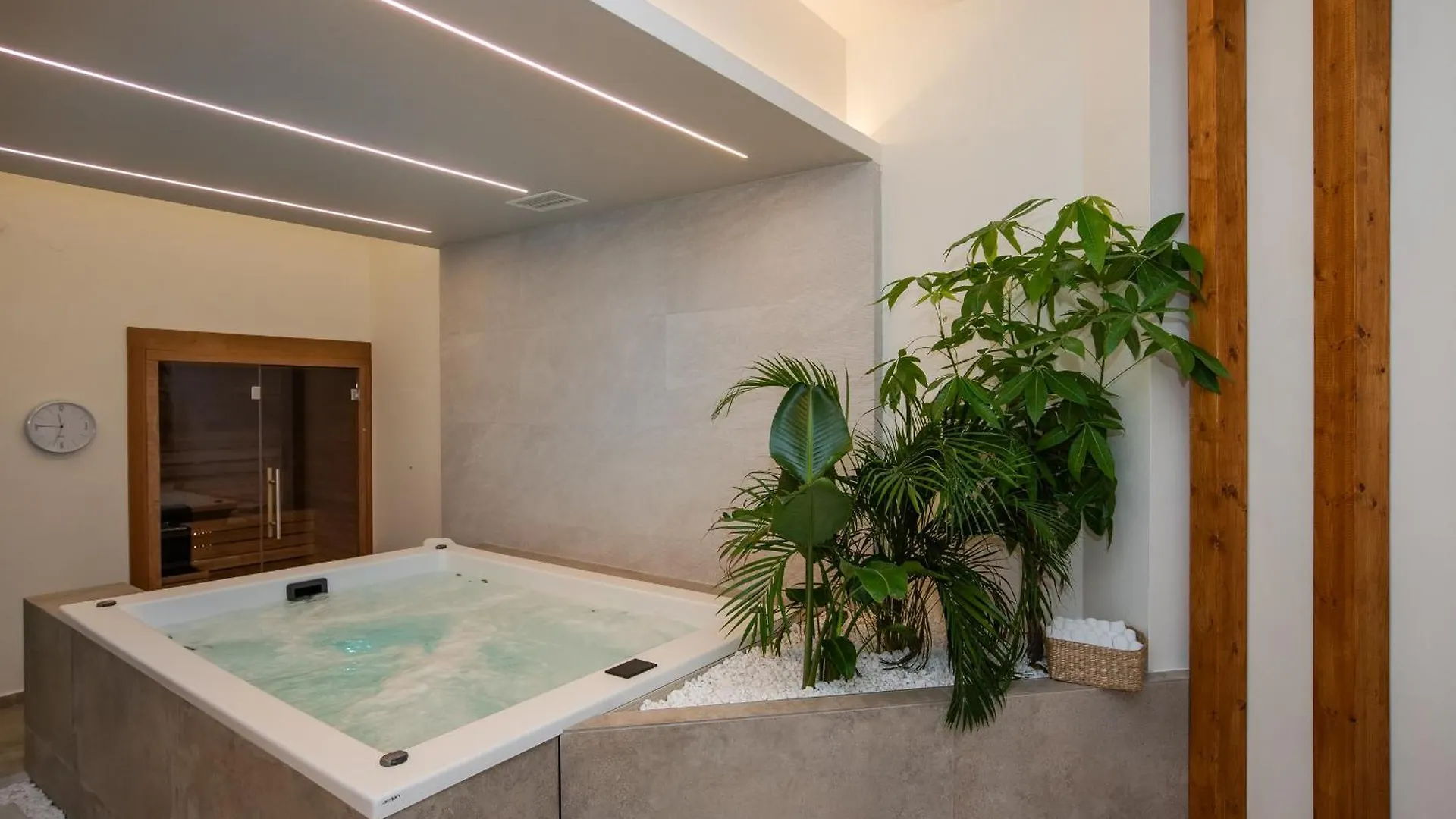 Bed and Breakfast White 9 Salonicco 2*,  Grecia
