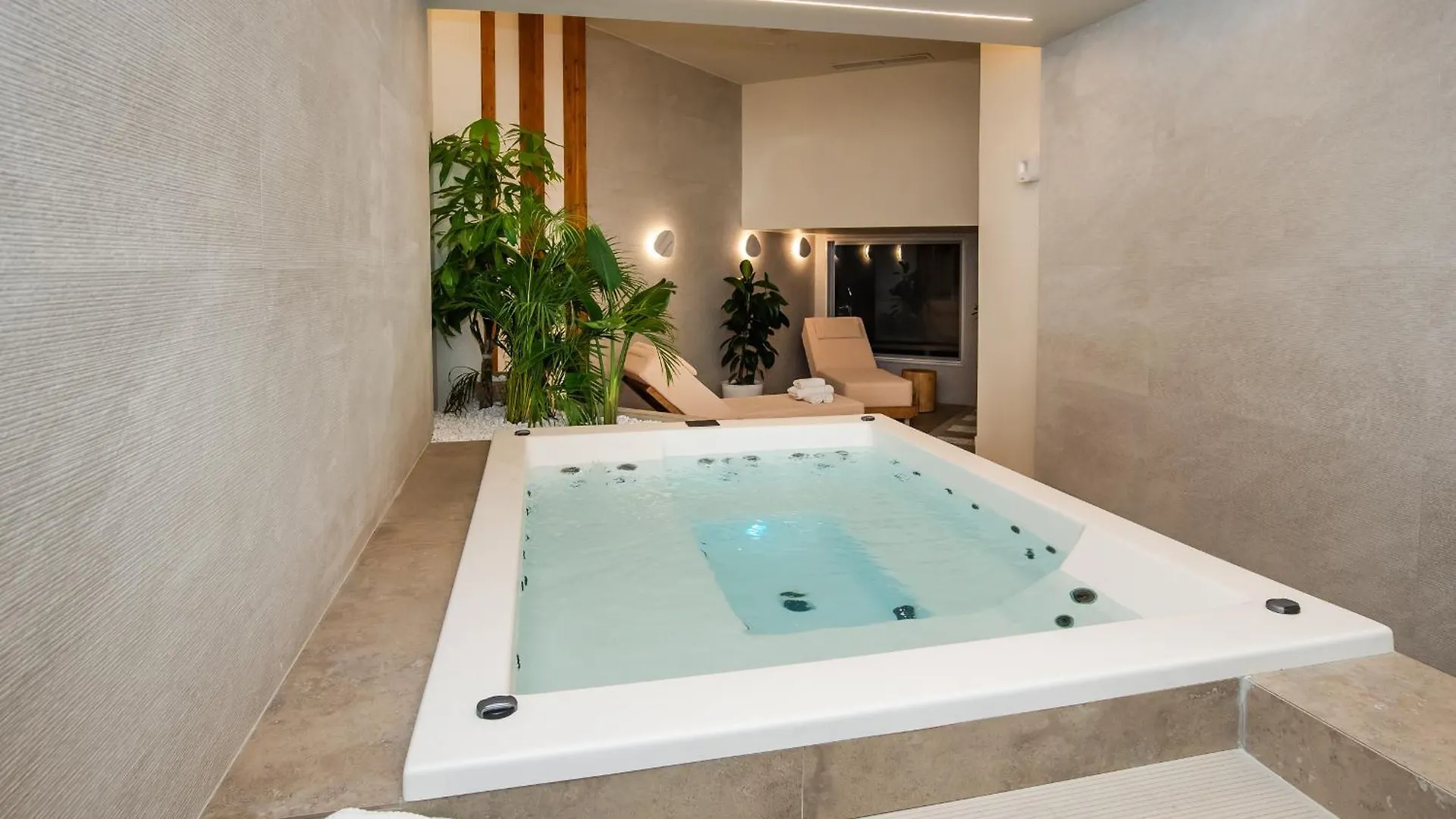**  White 9 Bed and Breakfast Θεσσαλονίκη Ελλάδα
